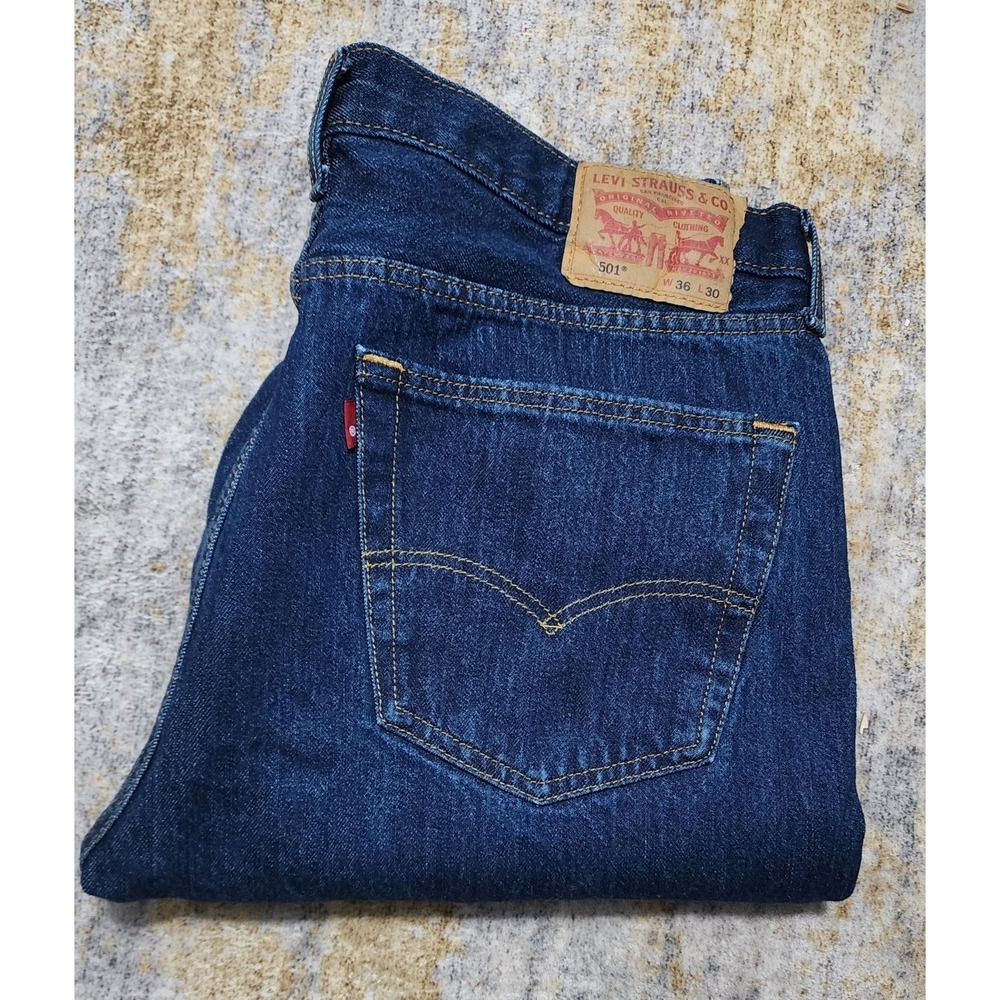 Levi's Men's 501 Dark Blue Wash 100% Cotton Jeans Straight Leg Size 36 X 29